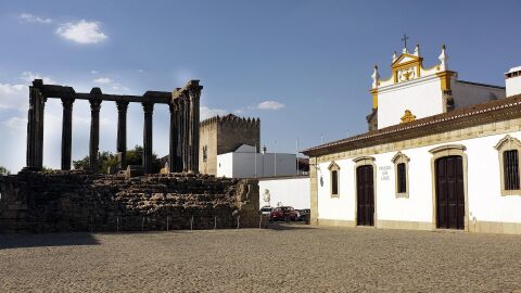 Templo romano de Évora