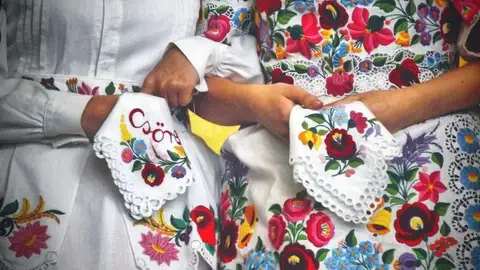 Bordados florales húngaros Bordados florales húngaros