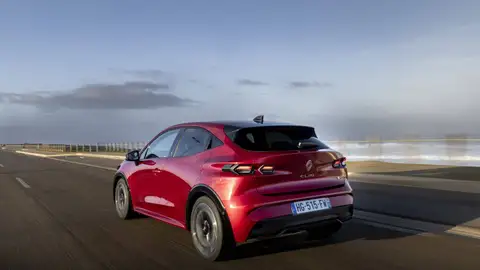 Las 3 asistencias a la conducción para el día a día por las que vale la pena el nuevo Renault Clio Las 3 asistencias a la conducción para el día a día por las que vale la pena el nuevo Renault Clio