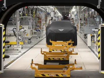 El futuro de Volkswagen se está cocinando en España y depende del Polo eléctrico de Cupra que se fabrica en Martorell El futuro de Volkswagen se está cocinando en España y depende del Polo eléctrico de Cupra que se fabrica en Martorell