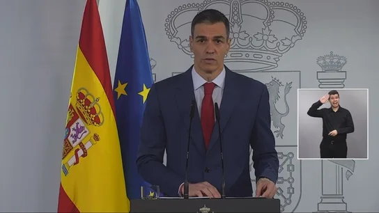 El presidente del Gobierno, Pedro Sánchez, durante su declaración institucional desde el Palacio de la Moncloa El presidente del Gobierno, Pedro Sánchez, durante su declaración institucional desde el Palacio de la Moncloa