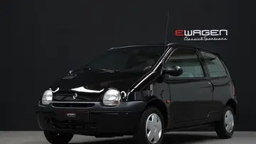 El nuevo Renault Twingo eléctrico promete, pero por bastante menos puedes conseguir un modelo 1999 como nuevo y saciar tu nostalgia El nuevo Renault Twingo eléctrico promete, pero por bastante menos puedes conseguir un modelo 1999 como nuevo y saciar tu nostalgia