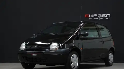 El nuevo Renault Twingo eléctrico promete, pero por bastante menos puedes conseguir un modelo 1999 como nuevo y saciar tu nostalgia El nuevo Renault Twingo eléctrico promete, pero por bastante menos puedes conseguir un modelo 1999 como nuevo y saciar tu nostalgia