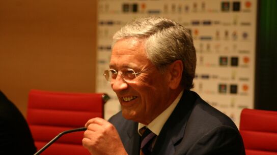 Fernando &Oacute;nega en su visita a Onda Cero Radio Almer&iacute;a por su 75 aniversario