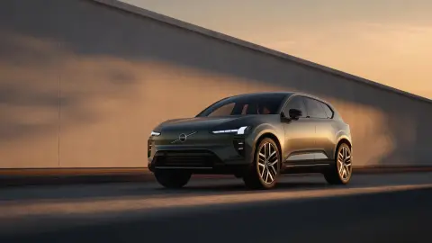 Este Volvo es el eléctrico que quiere demostrar al BMW iX3 y al Mercedes GLC cómo tiene que ser un SUV premium Este Volvo es el eléctrico que quiere demostrar al BMW iX3 y al Mercedes GLC cómo tiene que ser un SUV premium