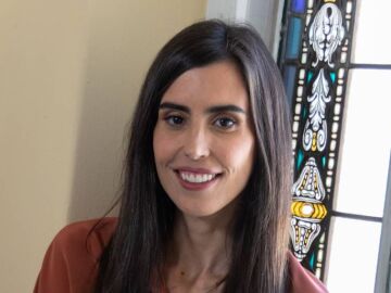 Imagen promocional de la escritora B&aacute;rbara Arena, autora de 'Un adi&oacute;s'. 