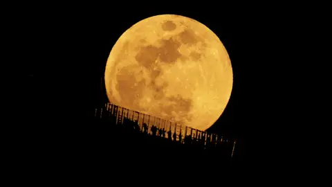 Luna llena de marzo en Nueva York Luna llena de marzo en Nueva York