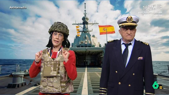 'Margarita Robles' pide retirar los cañones de la fragata Cristóbal Colón: "No vamos en misión de ataque, vamos a dar protección" Cristina Gallego se convierte en Margarita Robles y se 'embarca' en la fragata Cristóbal Colón para hacer unas modificaciones antes de su viaje a Chipre, desde pegatinas de 'No a la guerra' a cañones que lancen palomas de la paz.
