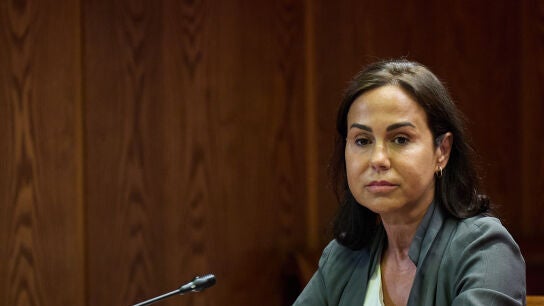 La expresidenta de Adif, Isabel Pardo de Vera, durante su comparecencia ante la Comisi&oacute;n de Investigaci&oacute;n sobre el 'caso Koldo'