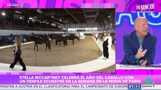 Alfonso Arús, tras el desfile de Stella Mccartney en una hípica: "Para acercar la moda al pueblo yo lo haría en un supermercado" Alfonso Arús, tras el desfile de Stella Mccartney en una hípica: "Para acercar la moda al pueblo yo lo haría en un supermercado"