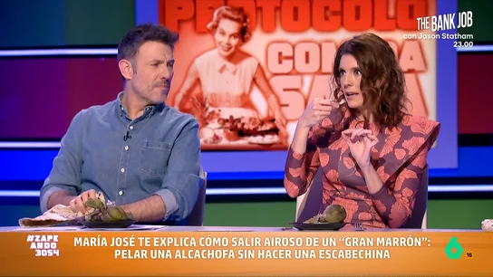 María José Gómez y Verdú desvela cuál es el protocolo para comer una alcachofa La experta en protocolo indica que solo se come la parte más tierna de las hojas de esta verdura. Además, una vez se ha raspado con los dientes, se deben colocar en el plato boca abajo.