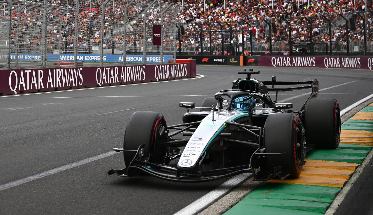 George Russell (Mercedes ), durante la clasificaci&oacute;n para el Gran Premio de Australia de F&oacute;rmula 1, en el circuito Albert Park de Melbourne