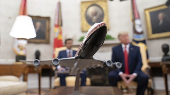 Maqueta del 747 regalado a Trump