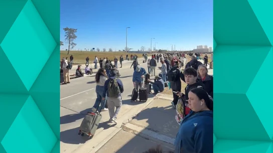 Imagen de la evacuación en el aeropuerto de Kansas City. Imagen de la evacuación en el aeropuerto de Kansas City.