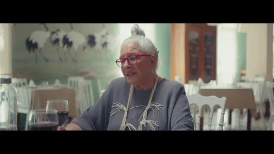 Lola Herrera recuerda que se desmayó en escena el día del estreno de 'Cinco horas con Mario': "Delibes salió al escenario a pedir un médico" Lola Herrera recuerda que se desmayó en escena el día del estreno de 'Cinco horas con Mario': "Delibes salió al escenario a pedir un médico"