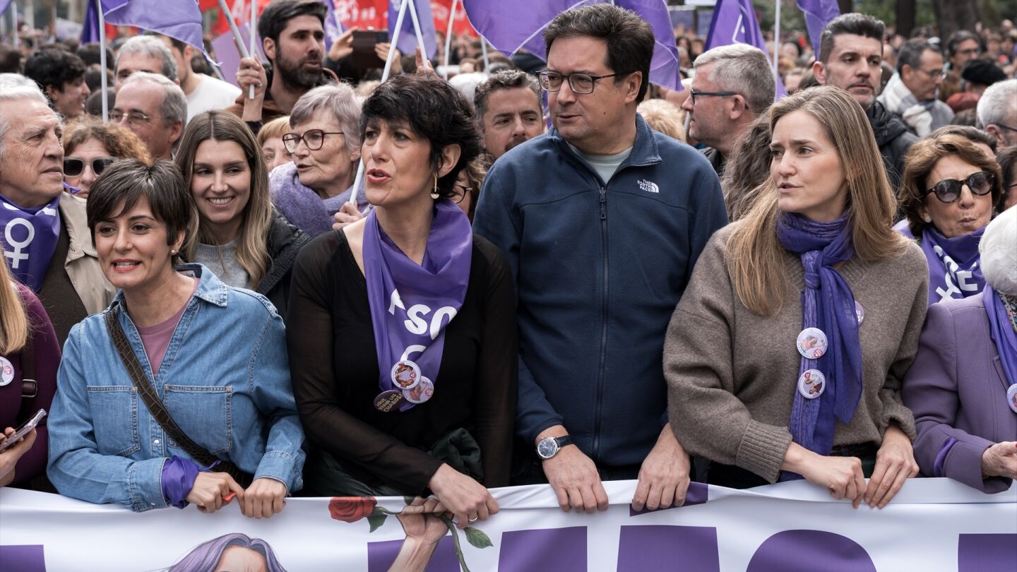 Isabel Rodríguez, Elma Saiz, Óscar López y Sara Aagesen, durante la manifestación convocada por la Comisión 8M por el Día de la Mujer.