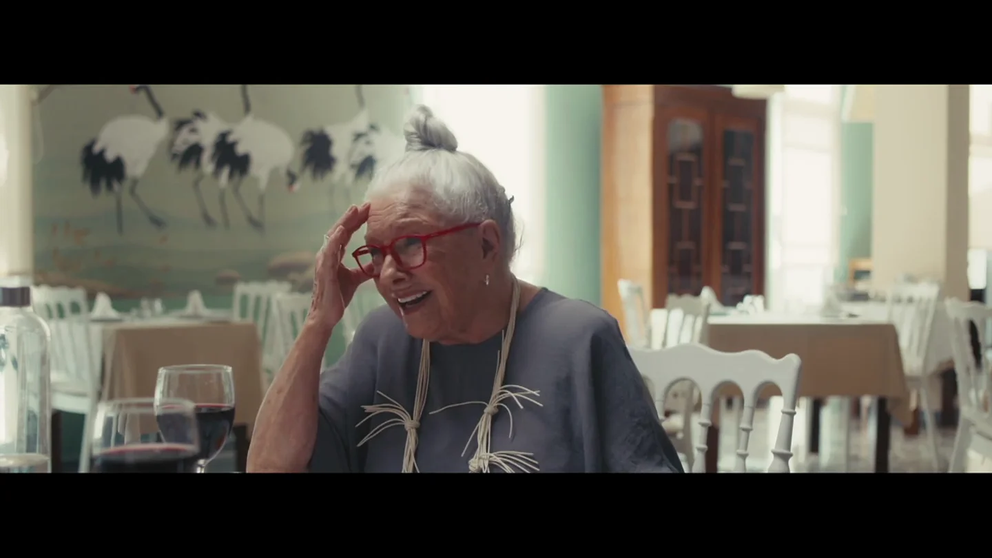 Lola Herrera recuerda que se desmayó en escena el día del estreno de 'Cinco horas con Mario': "Delibes salió al escenario a pedir un médico" Lola Herrera recuerda que se desmayó en escena el día del estreno de 'Cinco horas con Mario': "Delibes salió al escenario a pedir un médico"