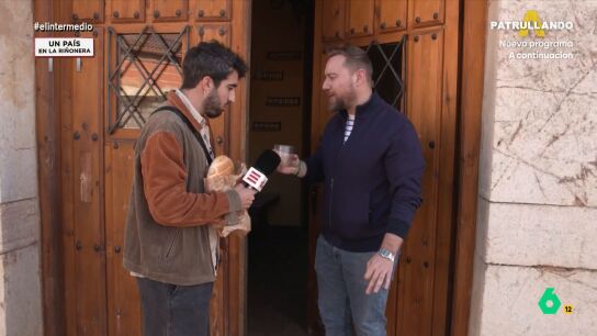 El reportero ha visitado este pueblo de Castilla y Le&oacute;n que, adem&aacute;s, cuenta con un museo dedicado al pan. Adem&aacute;s de probar el pan m&aacute;s popular de la zona, el candeal, ha aprendido a elaborar galletas. 