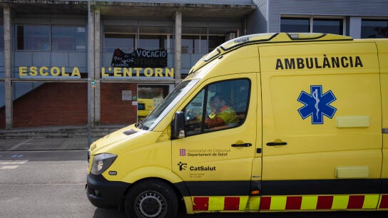 Tres menores heridos en una explosi&oacute;n en la escuela L'Entorn de Porqueres, Girona