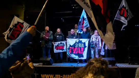 El candidato por Soria ¡Ya! a las elecciones de Castilla y León, Ángel Ceña, durante el acto de cierre de campaña este viernes en Soria. El candidato por Soria ¡Ya! a las elecciones de Castilla y León, Ángel Ceña, durante el acto de cierre de campaña este viernes en Soria.