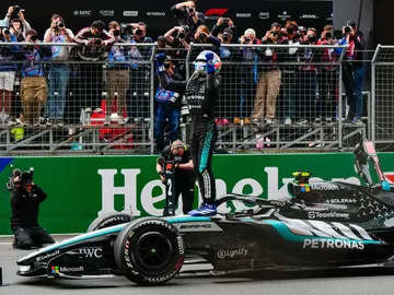 Antonelli tras ganar el GP de China Antonelli tras ganar el GP de China