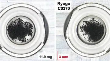 Imágenes microscópicas de muestras de Ryugu Imágenes microscópicas de muestras de Ryugu