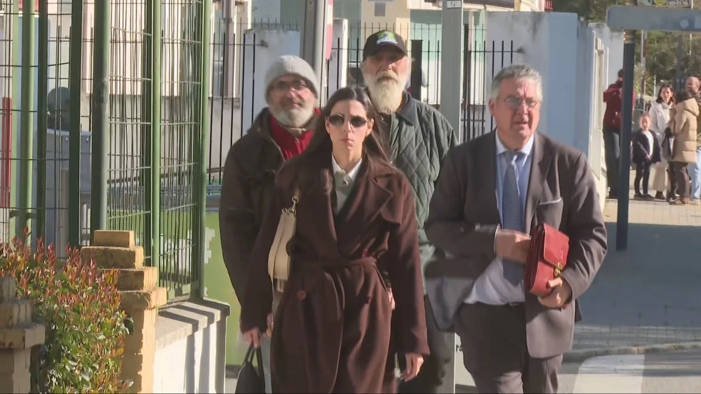 Julián y 'Lolo', los hermanos en prisión por el asesinato de Francisca Cadenas Julián y 'Lolo', los hermanos en prisión por el asesinato de Francisca Cadenas