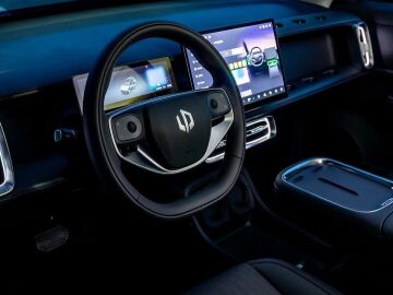El SUV chino de menos de 25.000 euros y conducci&oacute;n el&eacute;ctrica sin necesidad de recargar, ahora se actualiza sin tener que pasar por el taller