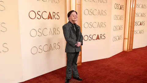 El actor Adam Pearson en los Premios Óscar 2026 El actor Adam Pearson en los Premios Óscar 2026