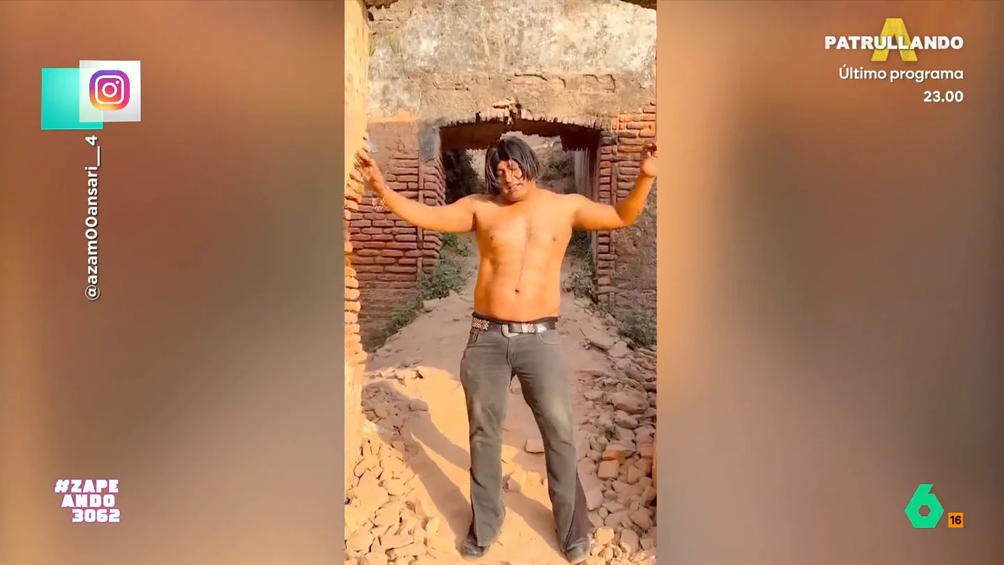 Así es el nuevo candidato a hombre más sexy de la India Zapeando reacciona al videoclip de un hombre que, por su forma de aparecer ante la cámara, tiene claro que es el hombre más sexy de la India, sin embargo, está más cerca de ser "el Miki indio".