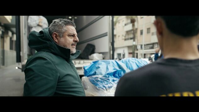As&iacute; explica un trabajador que cobra 8 euros la hora c&oacute;mo ayuda a la Guardia Civil a incautar droga: "Me gano el dinero como dios manda"
