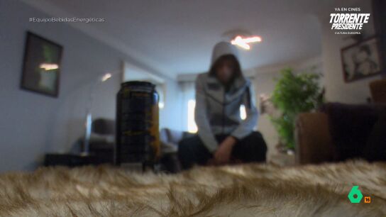 "No siento nada, me he acostumbrado": as&iacute; vive un joven de 15 a&ntilde;os que lleva tres consumiendo cuatro bebidas energ&eacute;ticas al d&iacute;a