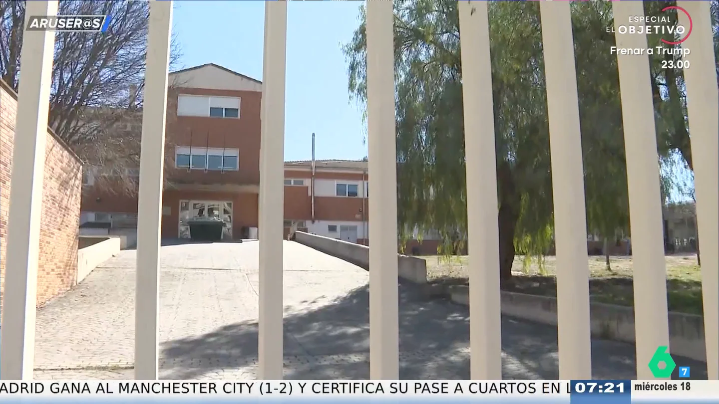 Alfonso Arús, sobre la madre y el hijo que han arrancado media oreja a un profesor: "La madre dirá que ha sido el hijo" Alfonso Arús, sobre la madre y el hijo que han arrancado media oreja a un profesor: "La madre dirá que ha sido el hijo"