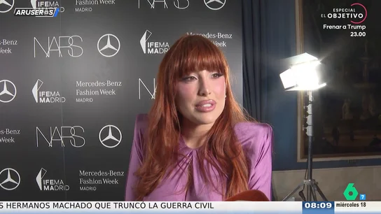 Ivana Rodríguez, tras probarse el anillo de pedida de Georgina: "Parece de mentira, pero es muy real y pesa" Ivana Rodríguez, tras probarse el anillo de pedida de Georgina: "Parece de mentira, pero es muy real y pesa"