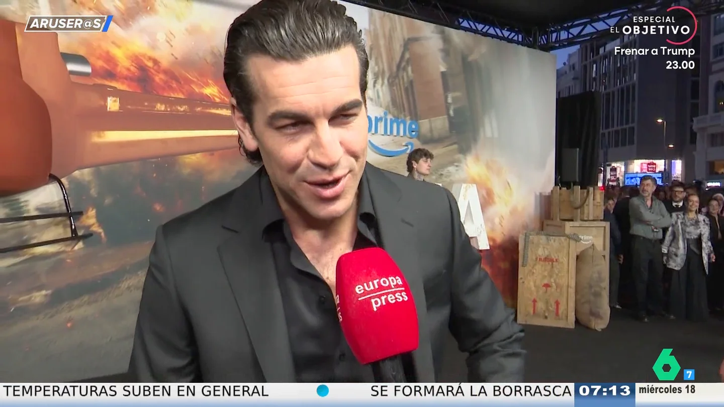 La reacción de Mario Casas cuando Melyssa Pinto acude al estreno de su película por primera vez La reacción de Mario Casas cuando Melyssa Pinto acude al estreno de su película por primera vez