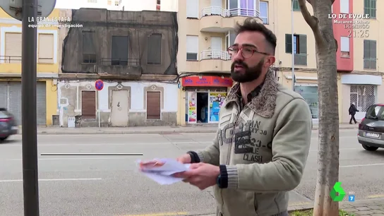 El lujoso tren de vida de Charly, el presunto estafador que derrochaba dinero: "Manejaba mucho dinero, llevaba un Mercedes, vestía muy bien, comía en restaurantes..." El lujoso tren de vida de Charly, el presunto estafador que derrochaba dinero: "Manejaba mucho dinero, llevaba un Mercedes, vestía muy bien, comía en restaurantes..."