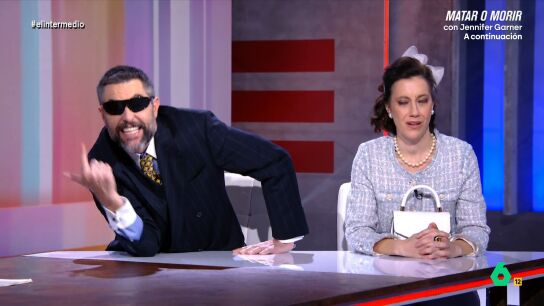 La crisis en Vox ocupa gran parte de la tertulia m&aacute;s ultra de El Intermedio. Como es habitual, Sandra Sabat&eacute;s comparte mesa con 'Piluchi, la se&ntilde;ora bien, 'Show me the Dani', y 'Jos&eacute; Miguel de Monz&oacute;n y Monz&oacute;n'. 