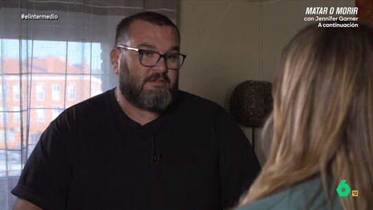 18 a&ntilde;os despu&eacute;s del desastre provocado por la defectuosa construcci&oacute;n de la l&iacute;nea 7B de Metro en San Fernando de Henares, Andrea Ropero habla con un vecino afectado que asegura que la Comunidad de Madrid le ofrece 6.200 euros para una reforma de su casa de 27.200.