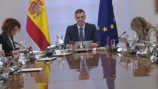 S&aacute;nchez, en el Consejo de Ministros con Montero y D&iacute;az