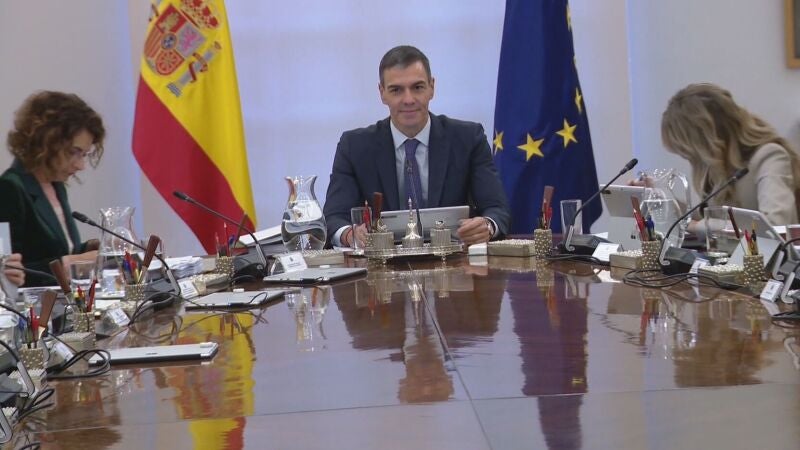 S&aacute;nchez, en el Consejo de Ministros con Montero y D&iacute;az