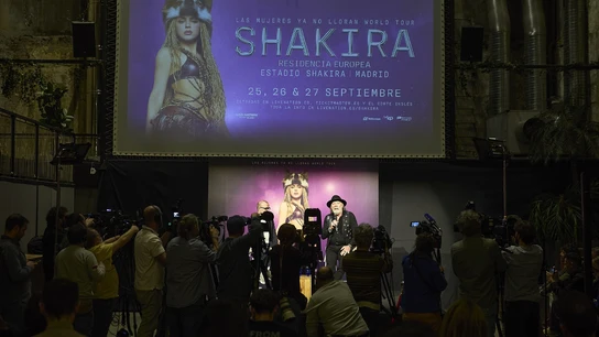Uno de los arquitectos del Shakira Estadio, Agustín Pérez Torres (i), y el presidente de Live Nation, Pino Sagliocco (d), durante la rueda de prensa con motivo del anuncio de la residencia de Shakira. Uno de los arquitectos del Shakira Estadio, Agustín Pérez Torres (i), y el presidente de Live Nation, Pino Sagliocco (d), durante la rueda de prensa con motivo del anuncio de la residencia de Shakira.