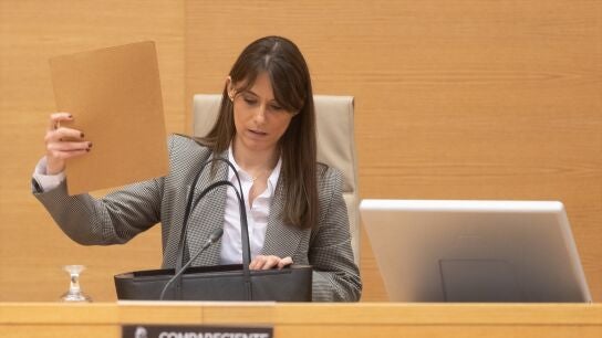 La exdirectora del Centro Residencial SAVIA Paiporta, In&eacute;s Talaya Armero, en la comisi&oacute;n de investigaci&oacute;n de la DANA en el Congreso