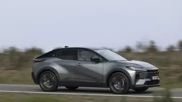 El SUV coupé eléctrico de Toyota con gran batería ya se está entregando y esto es lo que ofrece El SUV coupé eléctrico de Toyota con gran batería ya se está entregando y esto es lo que ofrece