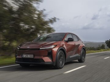 Toyota C-HR+