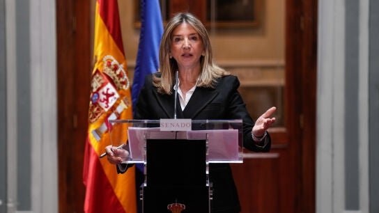 La portavoz del PP en el Senado, Alicia Garc&iacute;a, durante una rueda de prensa en la C&aacute;mara Alta