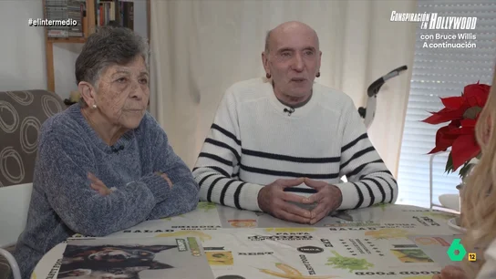 Vicente, comparte piso a los 60 con un alquiler asequible gracias a una ONG Andrea Ropero profundizaba en este vídeo, que ahora recupera El Intermedio, en la iniciativa 'Hogares comunes', que ofrece a personas de más de 60 años con pocos ingresos la posibilidad de compartir piso con un alquiler asequible.