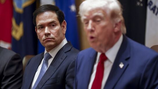 El secretario de Estado de Estados Unidos, Marco Rubio, y el presidente de EEUU, Donald Trump. 