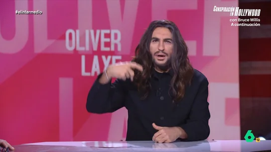 'Oliver Laxe' critica los chistes de Wyoming: "Son como procesados, no somos pan de molde, somos centeno" El Intermedio recuerda la imitación que el cómico Raúl Pérez hizo del afamado director de 'Sirat'. Este visitaba El Intermedio para hablar sobre su próxima película y reflexionaba sobre sí mismo.