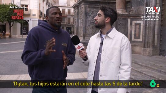 El jugador recorr&iacute;a el centro de Murcia con el reportero para hablar sobre su vida en Espa&ntilde;a y qu&eacute; es lo que m&aacute;s le gusta de vivir aqu&iacute; y, en especial, de la tierra que le ha acogido. 