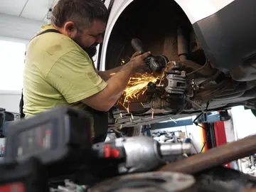 La fórmula matemática que te dirá si la reparación de tu coche es una inversión o un error La fórmula matemática que te dirá si la reparación de tu coche es una inversión o un error